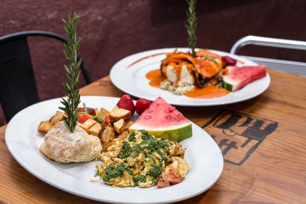 The Ultimate Brunch Experience at Hash House A Go Go Orlando 1 Brunch at Hash House A Go Go Orlando is a must for locals and visitors. Enjoy twisted comfort food, creative cocktails, and a lively, family-friendly atmosphere.