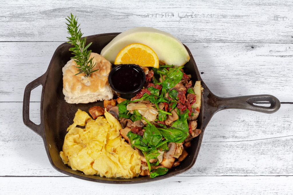 Craving Comfort Without the Meat? Hash House A Go Go Orlando Has You Covered 1 Discover bold, veggie-packed comfort dishes at Hash House A Go Go Orlando. Oversized portions, fresh ingredients, and twisted farm food you’ll crave again.