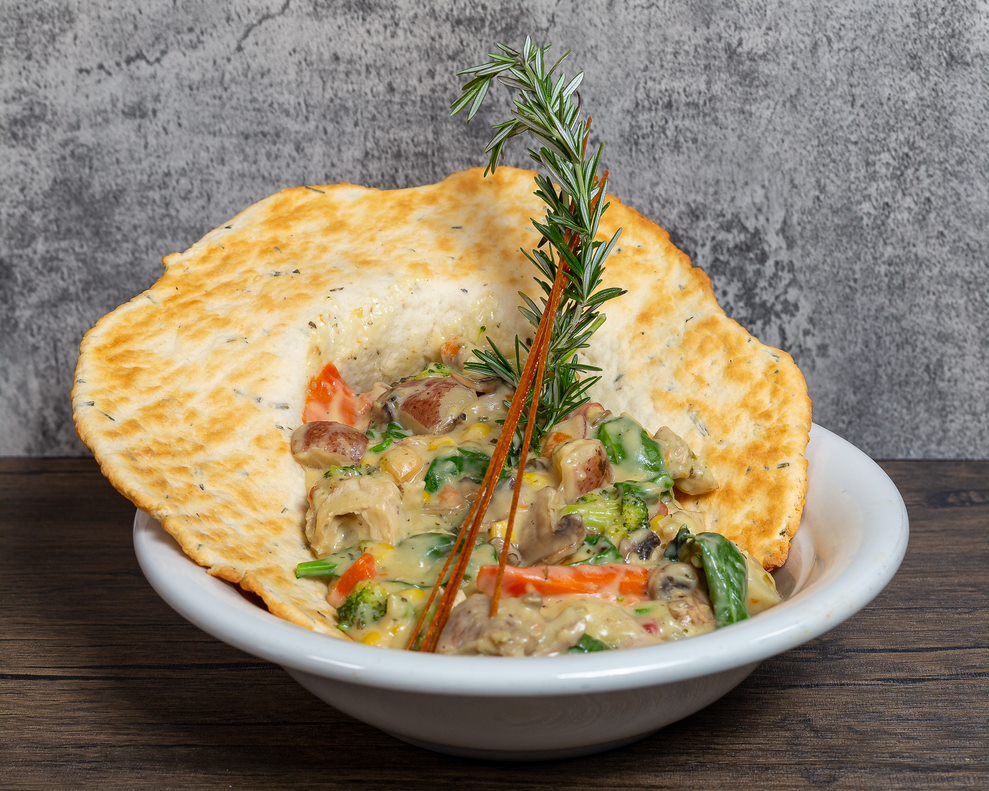 Exploring the Farm-to-Table Concept at Hash House A Go Go in Orlando 1 From Farm To Table Twisted Pot Pie at Hash House A Go Go Orlando — a bold, savory option for lunch in Orlando Florida